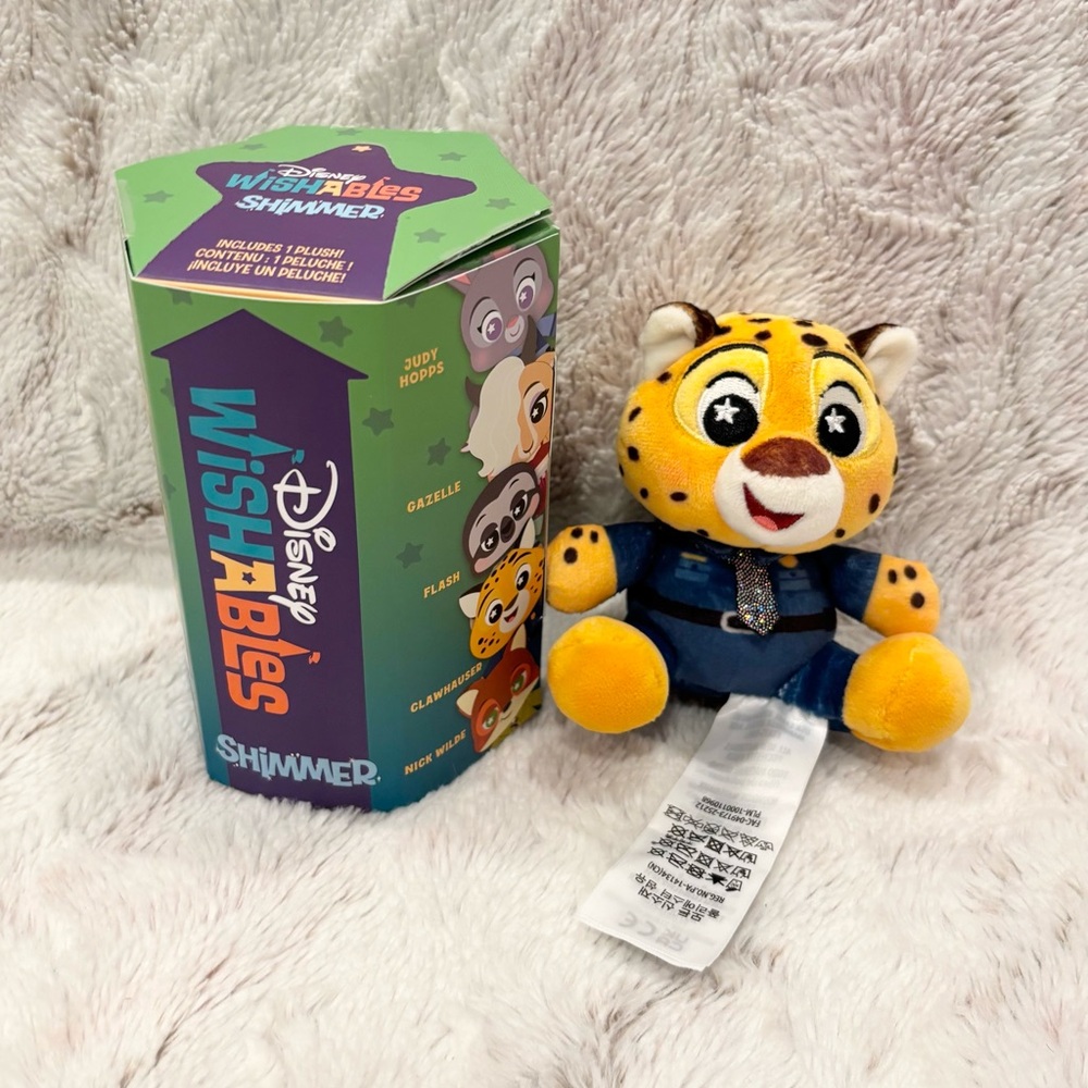 Disney Wishables Zootopia Shimmer Officer Clawhauser Blind Box Plush